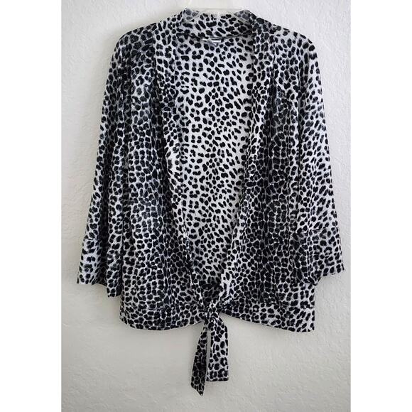 TOP/BLOUSE-CHICO'S-Black White Leopard-Silver Threads-No Closure-Bottom Tie-3/LG - Picture 1 of 16